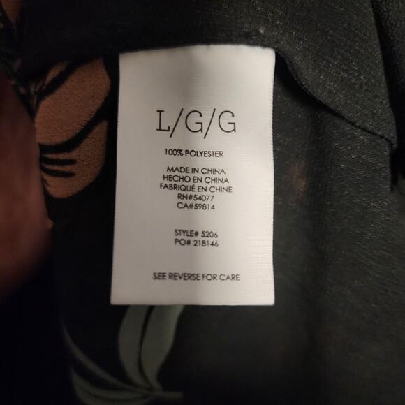 Cabi Women's Long-Sleeved Button-Down Blouse Size L Black Floral Semi-Sheer - Picture 6 of 8